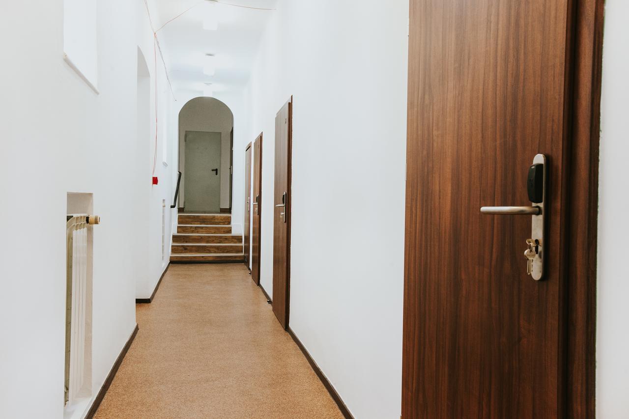 Erasmus Dorm Hotel วอร์ซอ ภายนอก รูปภาพ