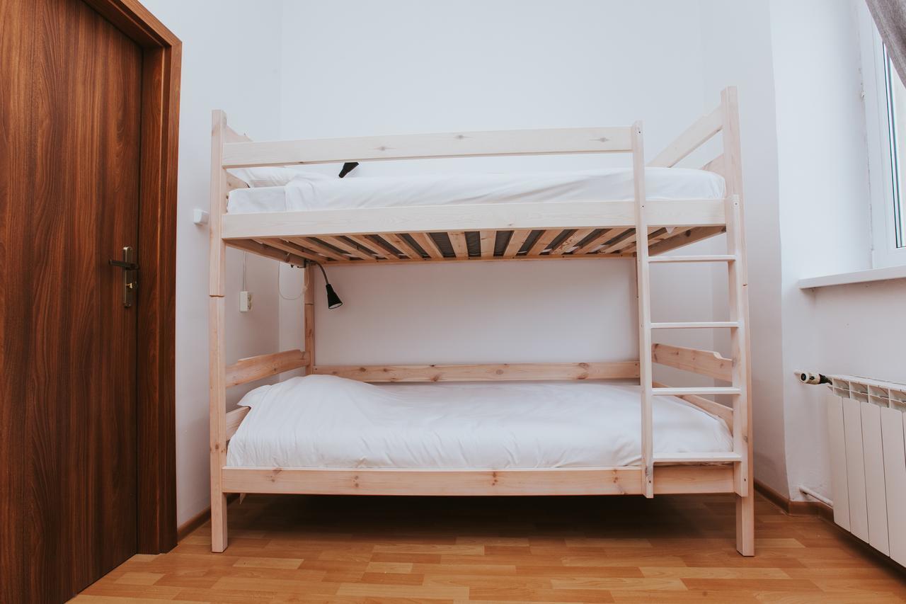 Erasmus Dorm Hotel วอร์ซอ ภายนอก รูปภาพ